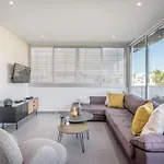 Ben Gurion - Superb Penthouse Close To The Beach